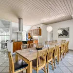 18-person Pool House In Husby With Large Outdoor Hot Tub And Many Facilities Дом отдыха *