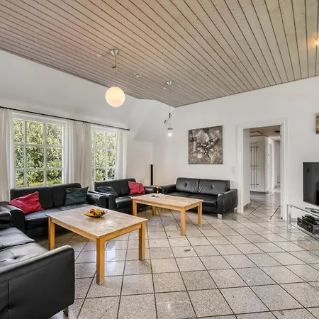 18-person Pool House In Husby With Large Outdoor Hot Tub And Many Facilities Дом отдыха