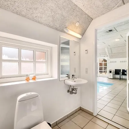 18-person Pool House In Husby With Large Outdoor Hot Tub And Many Facilities Casa vacanze
