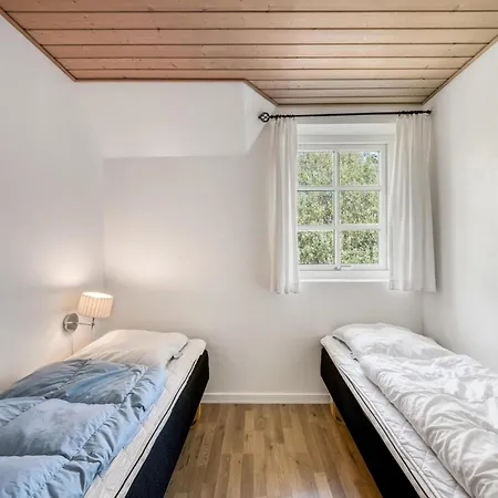 Casa vacanze 18-person Pool House In Husby With Large Outdoor Hot Tub And Many Facilities *