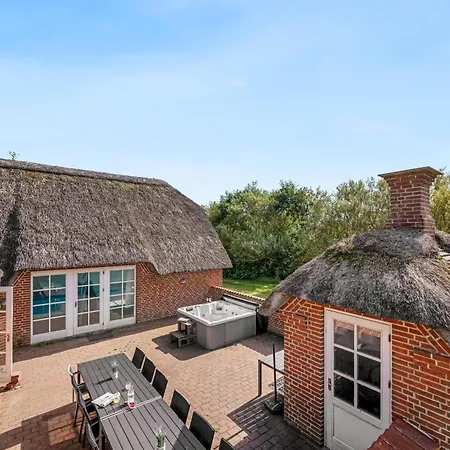 18-person Pool House In Husby With Large Outdoor Hot Tub And Many Facilities Casa vacanze Ulfborg
